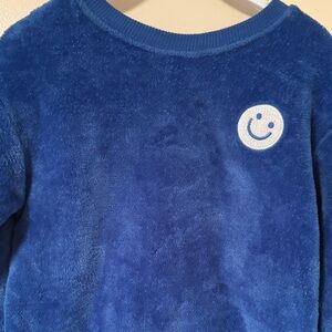 Boys Cat & Jack Fuzzy Blue Sweatshirt with Smiley Patch and bottom.